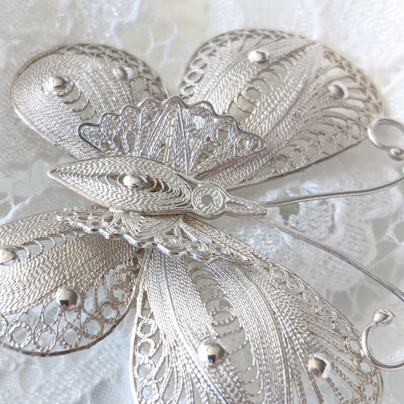 Vintage 835-1000 silver filigree butterfly brooch - Picture 4 of 7